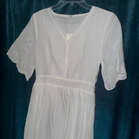 Petallush Dresses & Skirts - New Petal Lush Knee Length Dress with Button Front and Waist Tie in the Back -XS